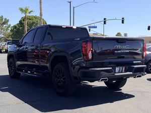 GMC Sierra 1500 Elevation 2025, Doble Cabina, 4x4, Faros LED Negros, Transmisión Automática, Asientos de Cuero, Neumáticos R20 - Product Image 2