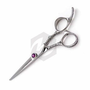 กรรไกรตัดผมขนาด 6.5 นิ้ว สำหรับช่างผมมืออาชีพ ใช้ในร้านเสริมสวยและที่บ้าน อุปกรณ์ทำผมที่ทนทาน - Product Image 4