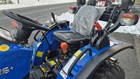 Livraison gratuite Solis Panther S26+ Édition à déplacement latéral 26HP 1,0 tonne Tracteur compact homologué EPA/CE
