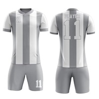 Seragam Jersey Sepak Bola Kustom Model Baru Set Lengkap Seragam Kosong 100% Poliester Seragam Klub Kustom Jersey Sepak Bola