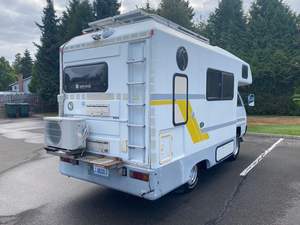 NEATLY USADO 1992 Mitsu/bishi Delica Camper EN VENTA - Product Image 2