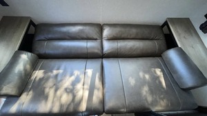 Camping-car d'occasion 2021 F-o-r-e-s-t River Rv Cherokee Grey Wolf 23MK Prêt à voyager - Product Image 5
