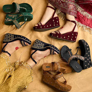 Sandales à talons de qualité supérieure en gros, antidérapantes, design personnalisable, semelle extérieure en cuir véritable de haute qualité, prix raisonnable - Product Image 6