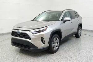 Toyota RAV4 Limited 2024 Usada, Certificada, en Buen Estado, SUV de 4 Puertas - Product Image 4