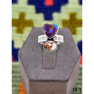 Bague ajustable de style sud-ouest, faite à la main, avec dahlia violet, cheval sauvage et opale magnésite sertie clos, idéale pour un cadeau - Product Image 2