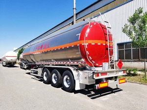 Remorque-citerne à carburant en alliage d'aluminium d'occasion – Remorques de qualité pour le transport et la logistique à vendre - Product Image 2