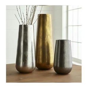 Vente chaude Designer Métal Fleur Vase De Luxe Fabriqué À La Main Décor À La Maison Personnalisé En Laiton et En Aluminium Nickelé - Product Image 1