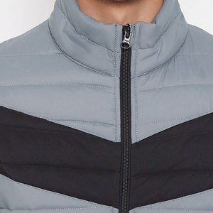 New Arrival High Quality Letter Patched <b>Detail</b> Puffer Jacket Custom Zipper Hooded Winter Puffer Coats for Men - Product Image 6