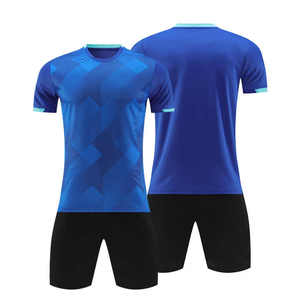 Uniforme de football à quantité minimale de commande bas imprimé par sublimation personnalisé, vêtements de club pour adultes professionnels en stock, uniforme de football à vendre - Product Image 6