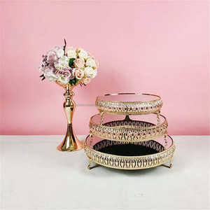 Présentoir de gâteau en métal enduit de poudre verte de qualité supérieure forme ronde grande taille idéal pour les événements élégants et la présentation de gâteaux - Product Image 5