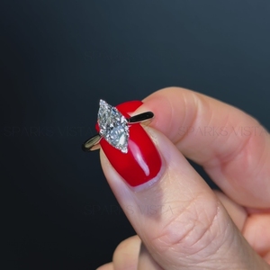 Bague de fiançailles Moissanite de qualité supérieure Marquise-Argent sterling 925 avec parfait pour les propositions et les anniversaires Meilleure qualité - Product Image 1