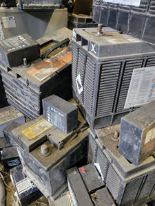 Déchets de batteries au plomb industrielles – Haute pureté pour le recyclage et la réutilisation - Product Image 6