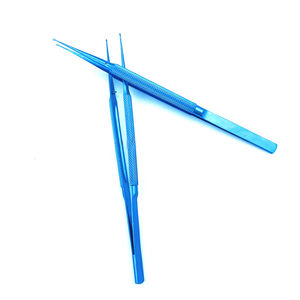 Pince à pointe annulaire manuelle en acier inoxydable de haute qualité 18cm Instruments de microchirurgie des yeux Pince d'ophtalmologie à trou fin CE - Product Image 6