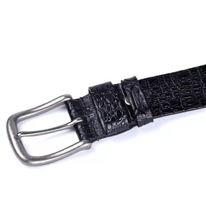 Cinturón de cuero con estampado de cocodrilo de grano superior informal para hombre sólido - Product Image 2