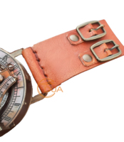 Nautical Steampunk Cadran solaire Boussole en laiton Montre analogique avec bracelet en cuir Poignet en laiton antique