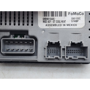 UNITÉ DE COMMANDE DES SERVIRES DE CONFORT SANS SUIVI DE LA PARTIE SUIVI DE LA SEDANDEUR LAND ROVER Range Rover 3ème Série HLV500070 368DT (02>12) - Product Image 4