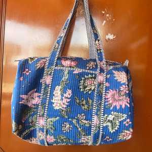 กระเป๋าดัฟเฟิลกระเป๋าเดินทางผ้าฝ้ายลายดอกไม้กระเป๋าใส่ค้างคืนซักได้กระเป๋าชายหาดช้อปปิ้งโยคะเป็นมิตรกับสิ่งแวดล้อม - Product Image 3