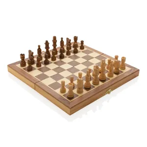 Scacchiera Pieghevole in Legno Sostenibile FSC, Gadget Ecologico per Giocatori di Scacchi - Product Image 1