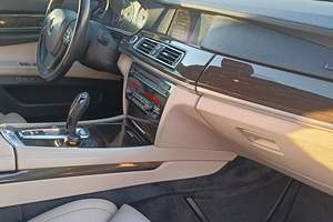 BMW 750LI d'occasion 2010, conduite à gauche/droite - Product Image 2