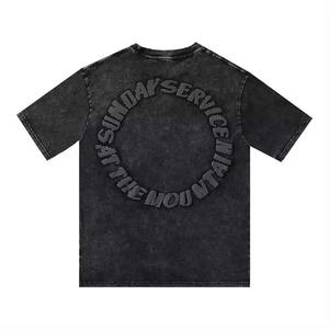 Camiseta recortada de gran tamaño personalizada para hombre, cuello redondo de algodón pesado con parche bordado desgastado, apliques, diseño de hombro caído - Product Image 1