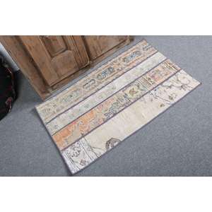 Tapis turc 2x3,3 pieds, tapis vintage, tapis en laine à bordure blanche - Product Image 1