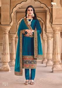 ล่าสุดนักออกแบบการเย็บปักถักร้อยกํามะหยี่ลําดับงาน Kurti ตั้งโดย Fab Zone - Product Image 2