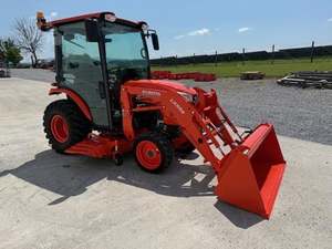 2019 para KUBOTA B2650HSDC Tractor usado - Product Image 5