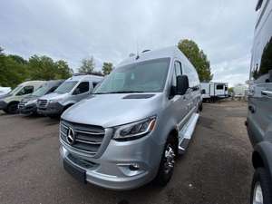 SOLDE Nouveau 2025 P-l-e-a-s-u-r-e-W-a-y P-l-a-t-e-a-u TW prêt à la vente - Product Image 5