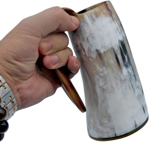 Tasse en corne attrayante brillante Tasse à corne à boire unique Belle tasse en corne de Viking Chope à bière de qualité supérieure par artisanat de luxe - Product Image 3