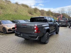 Toyota Hilux 2025 Automatique Essence/Pétrole SUV Euro II Émissions 75k-100k Miles Sièges en Cuir Toit Ouvrant Phares LED - Product Image 5