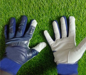 Gants de frappe de baseball personnalisés de conception OEM gants de frappeur de baseball à séchage rapide logo personnalisé de haute qualité - Product Image 1