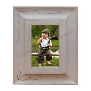 Top Selling Handmade Wood 4X6 Family Photo Frame Latest Designs of Photo Frame From Indian Supplier at Competitive Prices