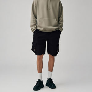 Ensemble deux pièces de vêtements de sport de loisirs de style de rue pour hommes short à manches courtes et col en V en tricot respirant pour les ensembles de t-shirts d'été - Product Image 1