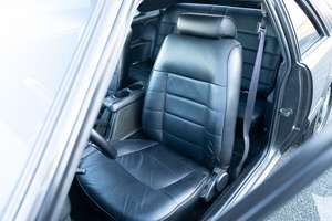 Ford Mustang GT 1983 d'occasion en bon état, boîte manuelle 5 vitesses, moteur V8 5,0 litres, principalement possédée en Californie - Product Image 4