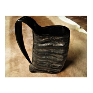 Tasse en corne naturelle noire et bière de fête pour pièce de grande taille et petite poignée et produit naturel - Product Image 3