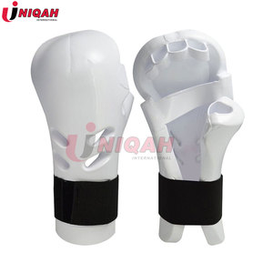 Guantes de boxeo de cuero de vaca universales Premium Durable de alto rendimiento antideslizante correa de muñeca ajustable con cordones personalizables - Product Image 6