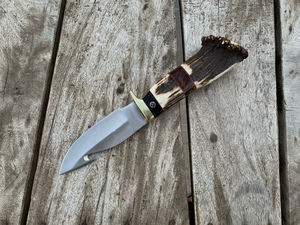 Couteau de camping à lame en acier D2 fait à la main avec manche en corne couteau de chasse Skinner extérieur personnalisé pour le soutien. - Product Image 6