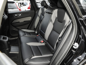 Véhicule électrique d'occasion 2025 - Volvo XC60 SUV hybride électrique de luxe de taille moyenne - Produit Véhicule électrique - Product Image 6