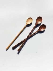 Cuchara de Madera Tallada a Mano, Mango Curvo Único, Utensilios de Cocina Rústicos, Herramientas de Cocina y Servicio de Madera Natural - Product Image 4