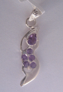 Shah Gems - Colgante de Amatista Natural para Mujer, Plata de Ley 925, Oro de 14K, Engaste de Platino, Baño de Rodio, Forma Geométrica - Product Image 1