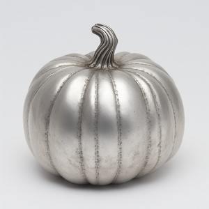 Pièce de décoration citrouille moderne en aluminium, design artisanal avec charme métallique poli, rehaussant les maisons d'Halloween - Product Image 4
