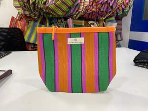 Bolsa de Viaje Ecológica de Gran Capacidad para Mujer, Hecha de Nailon Reciclado, Tejida, Impermeable, Ligera, Duradera, con Cierre Geométrico - Product Image 3