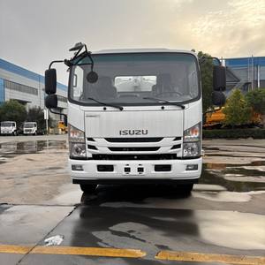 Japanische Marke ISUZU 700P 4x4 Doppelkabinen-LKW mit 5-Tonnen-Kran, Faserkorb und Erdbohrer - Product Image 3