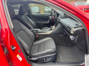 Voiture d'occasion de qualité abordable, Le-x-us IS 20-0t 2017, conduite à gauche - Product Image 4
