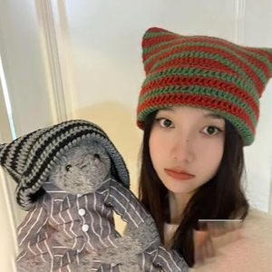 Gorros de Punto de Diseño Moderno de Primera Calidad, Venta al por Mayor, 100% Acrílico, Jacquard Personalizado, Transpirable, Impermeable, Unisex para Adultos - Product Image 3