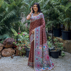 El último diseño de seda Tussar suave con hermoso estampado de Madhubani en Pallu y Sari de boda de borde para mujer - Product Image 1