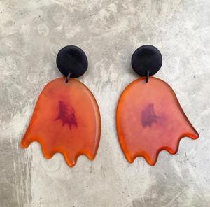 Dernières créations de boucles d'oreilles en résine époxy, boucles d'oreilles faites à la main, bijoux à la mode, cadeaux pour mariage et événements pour filles au meilleur prix - Product Image 1