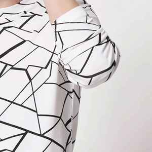 เสื้อฮู้ดโอเวอร์ไซส์ผ้าฝ้าย 100% สำหรับผู้ชาย ฤดูหนาว รับทำโลโก้ตามสั่ง บริการ OEM ผ้าฟลีซระบายอากาศ สีสันตามสั่ง - Product Image 6