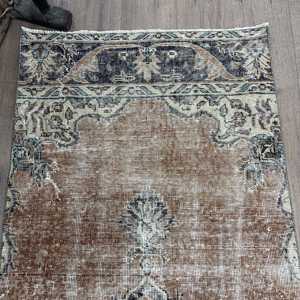 Turkish Vintage Rug 2.8x7.7 ft (85x236 cm), <b>Brown</b> Floral <b>Wool</b> Rug - Product Image 4