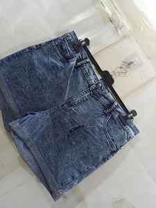 Nuevos shorts de mezclilla lavados para mujer, sexys, transpirables, ecológicos, de corte regular, cintura media, tela de Bangladesh, shorts calientes de tiro bajo. - Product Image 5